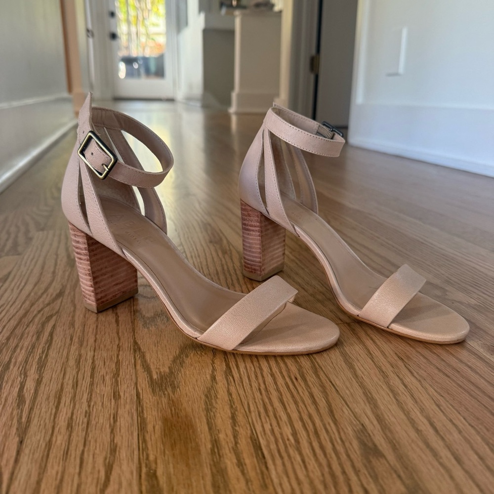 Able Nude Open Toe Strappy Heels Size 6
